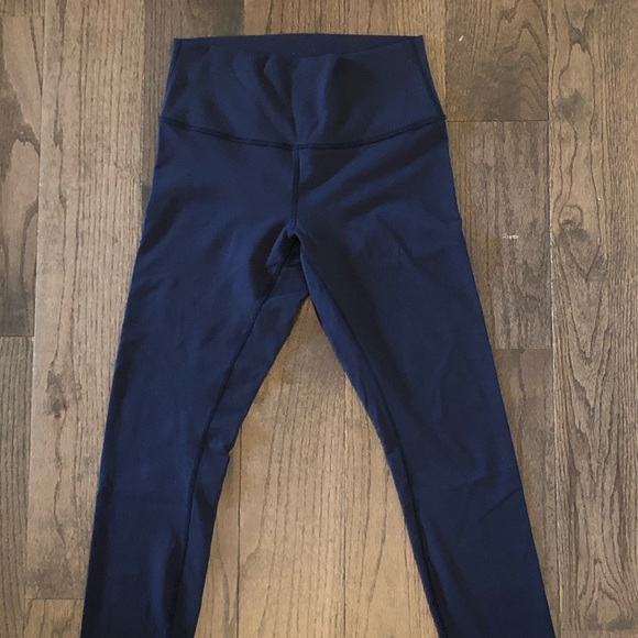 GUC Lululemon Wunder Under Hi-Rise Pants 28” Navy - Picture 2 of 13
